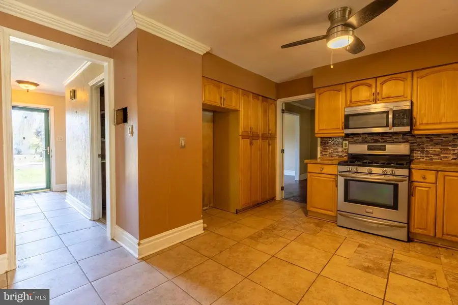 447 Prospect Ave, West Berlin, NJ 08091 - #2