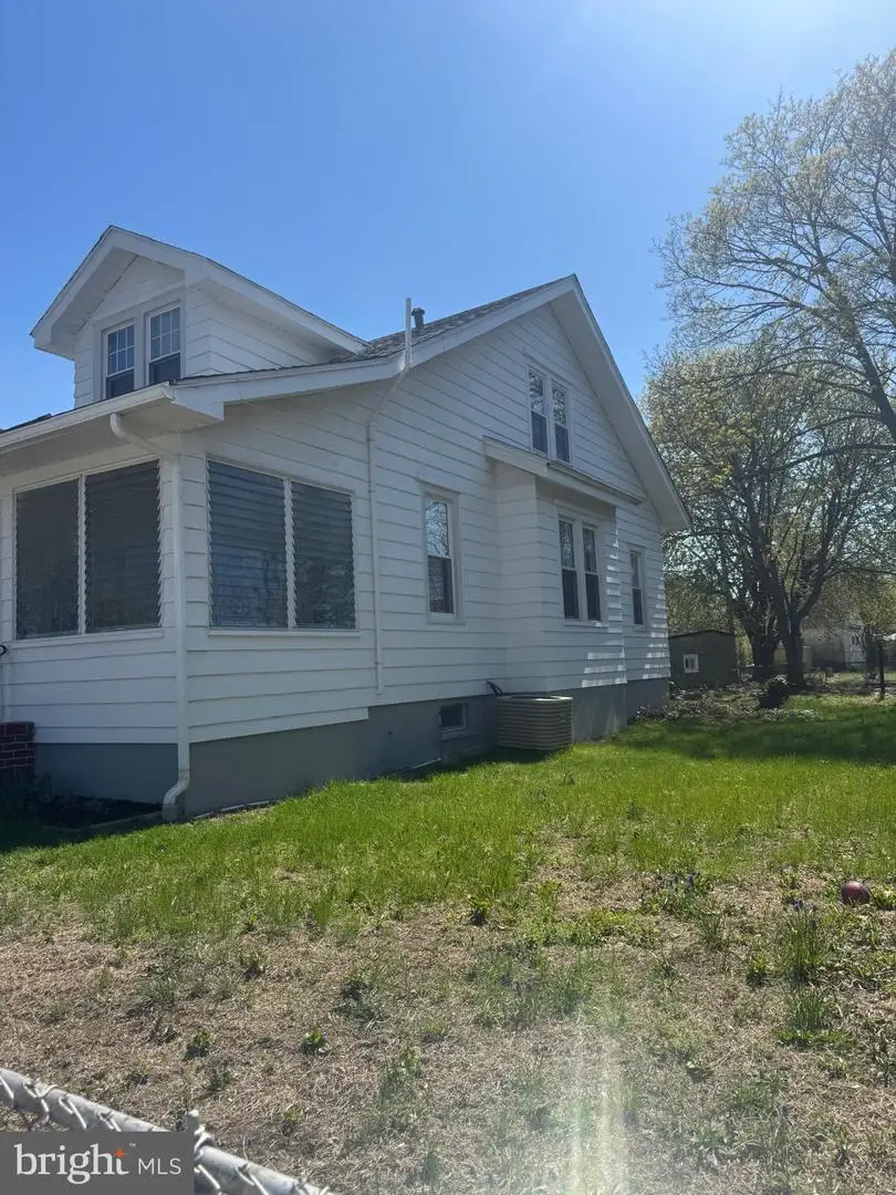 814 Somerset St, Gloucester City, NJ 08030 - #2