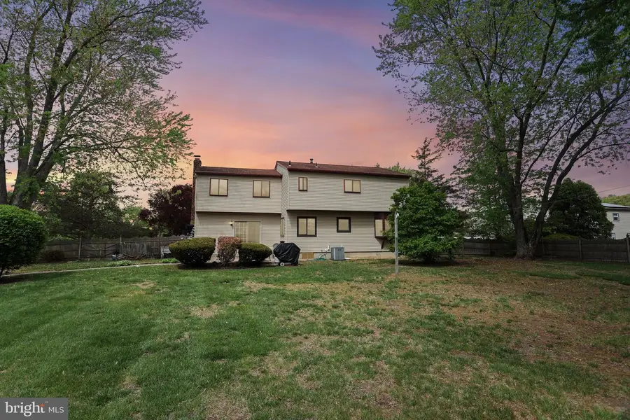 8 Dunham Ct, Berlin, NJ 08009 - #3