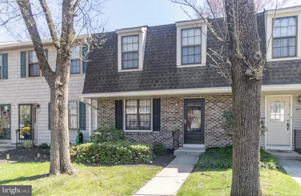 932 Kings Crft, CHERRY HILL, NJ 08034