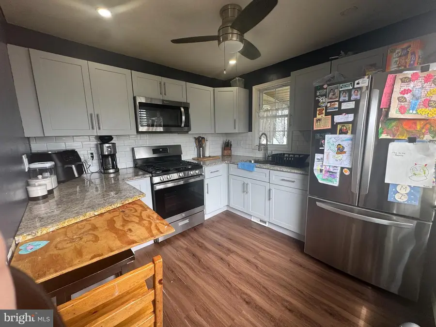 615 W Lincoln Ave, Magnolia, NJ 08049 - #3