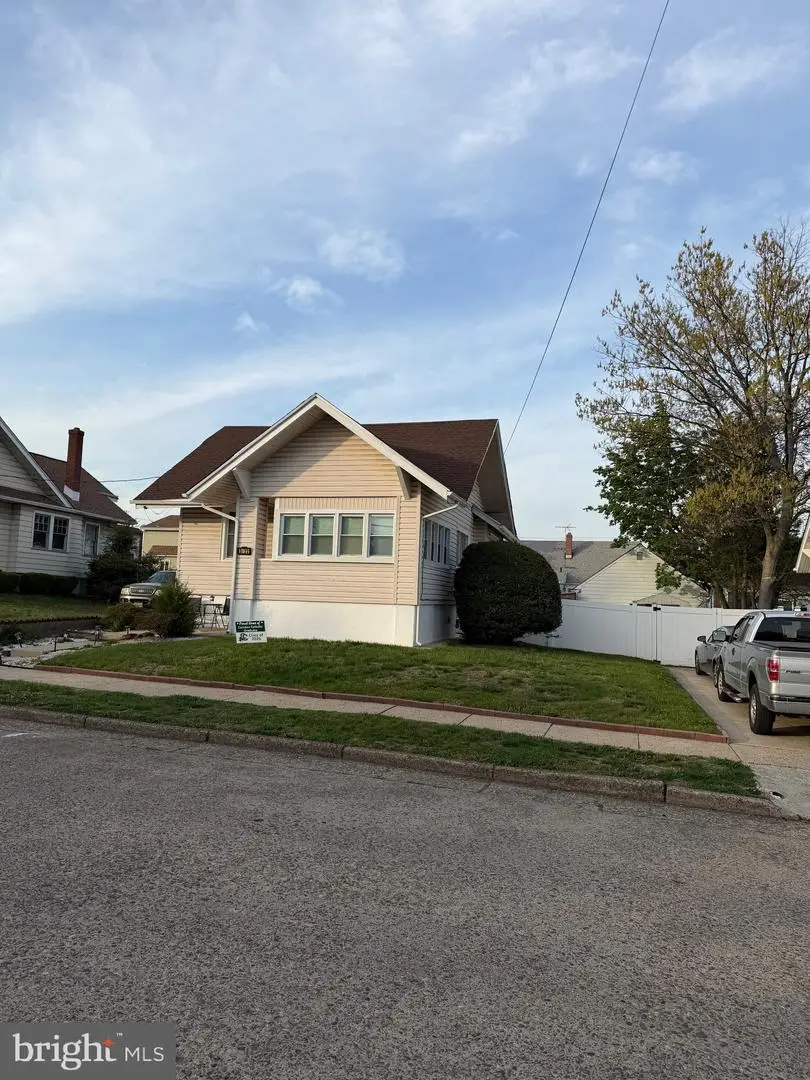 2222 Scovel Ave, Pennsauken, NJ 08110 - #2