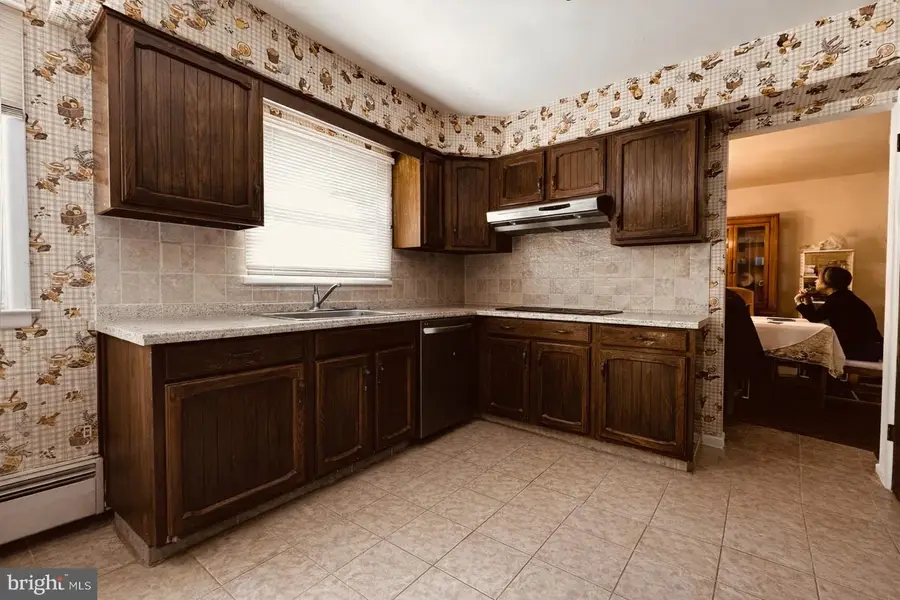 15 Chateau Dr, Cherry Hill, NJ 08003 - #2