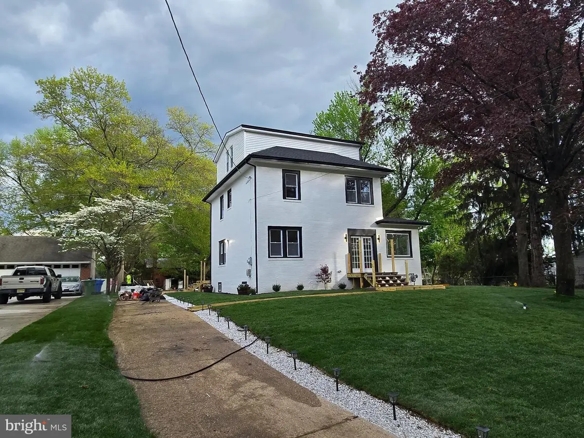 123 Cooperlanding Rd, Cherry Hill, NJ 08002 - #1