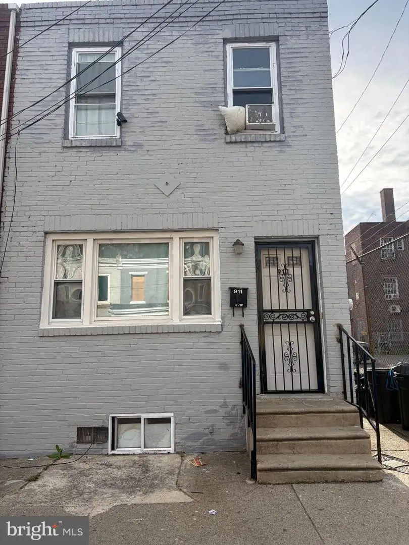 911 S 8th St, Camden, NJ 08103 - #1