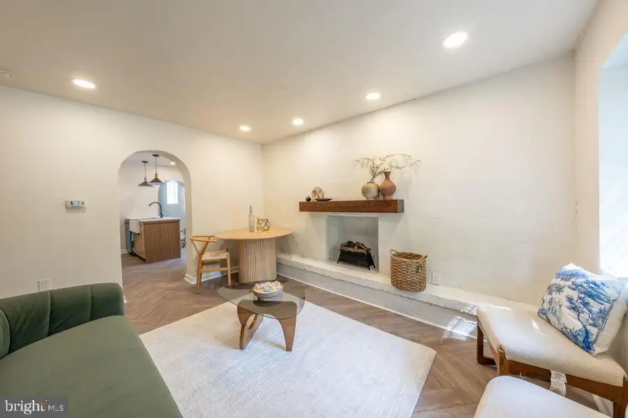 171 Silver Lake Dr, Clementon, NJ 08021 - #3