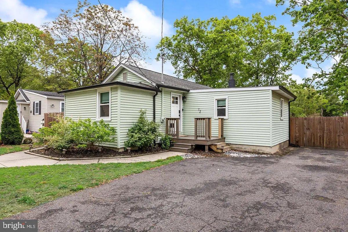 72 E 9th Ave, Pine Hill, NJ 08021 - #1