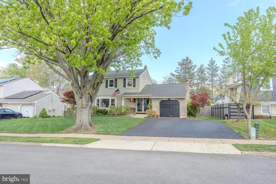 7 Strathmore Dr, Cherry Hill, NJ 08003 - #2