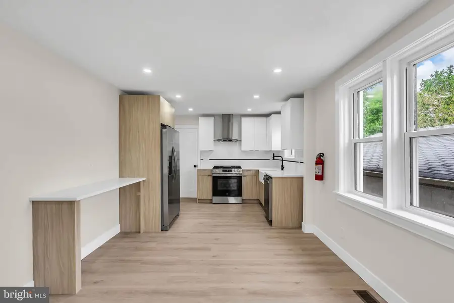 37 Washington Ave, Berlin, NJ 08009 - #2