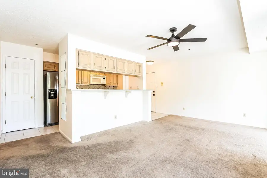 17 Kenwood Dr, Sicklerville, NJ 08081 - #3