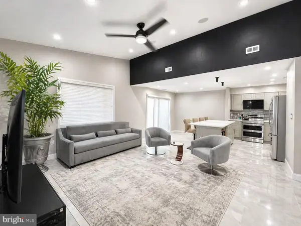 51 Chiswick Dr, LINDENWOLD, NJ 08021