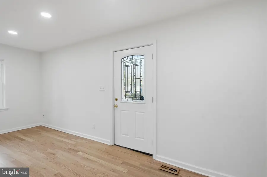 36 Point Breeze Ave, Clementon, NJ 08021 - #3