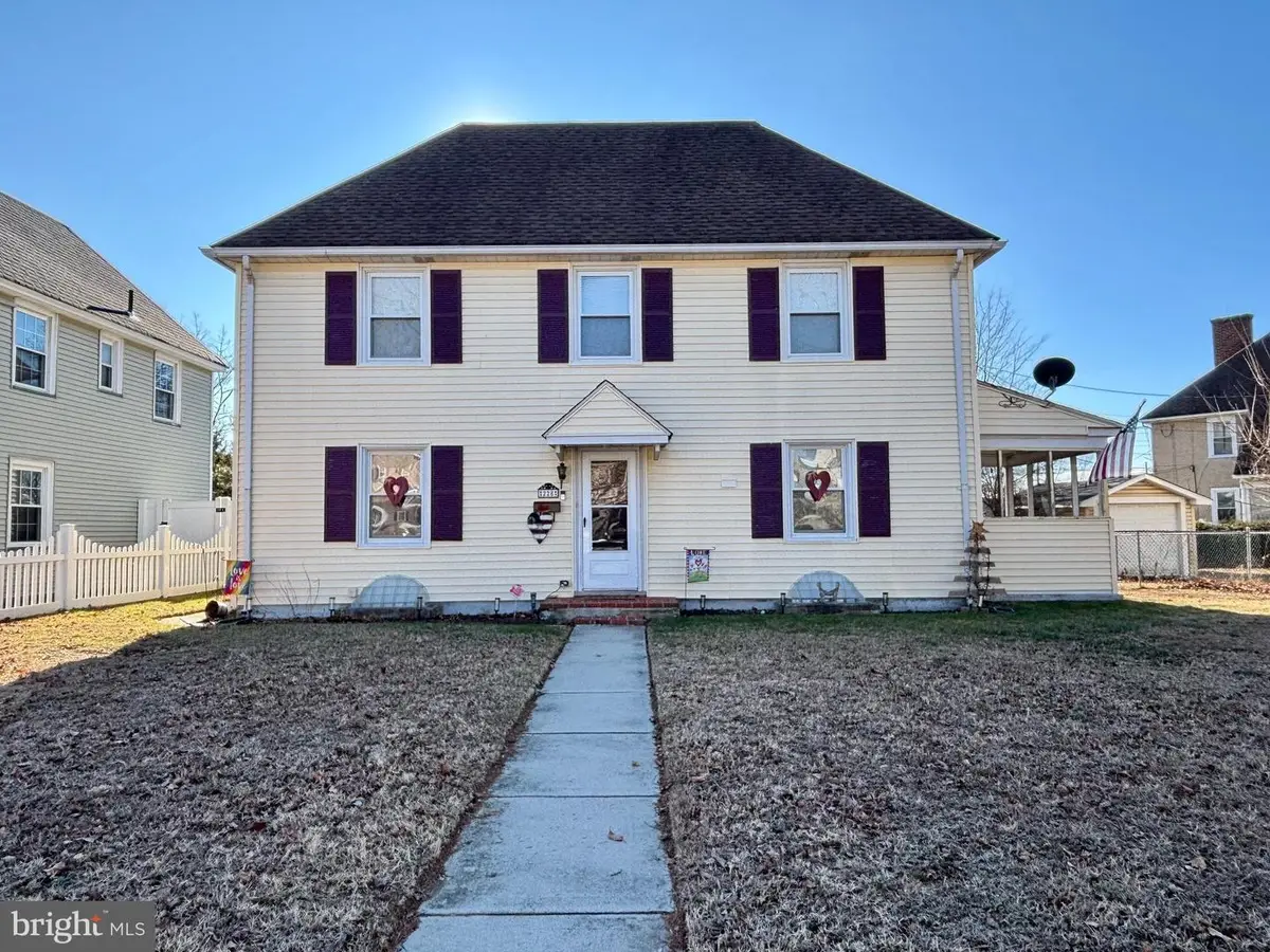 228 Christiana St, Brooklawn, NJ 08030 - #1