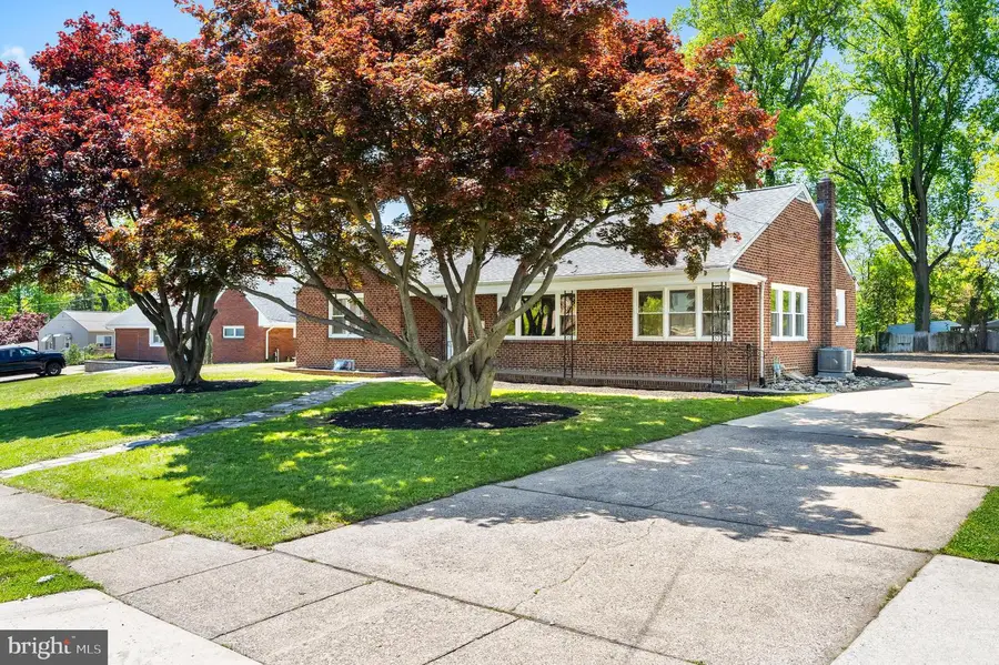 21 S Oakland Ave, Runnemede, NJ 08078 - #2