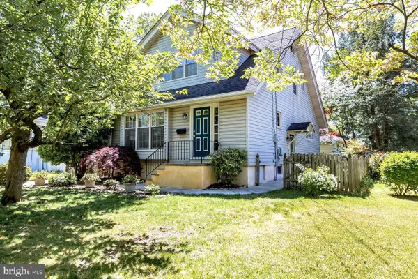 217 Burrwood Ave, WESTMONT, NJ 08108