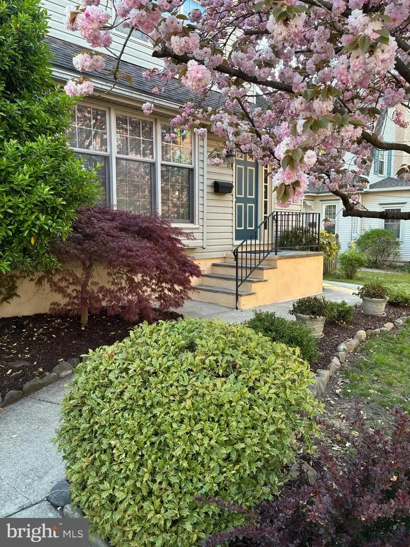 217 Burrwood Ave, Westmont, NJ 08108 - #2