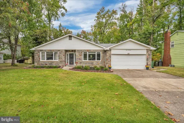 417 Monmouth Dr, CHERRY HILL, NJ 08002