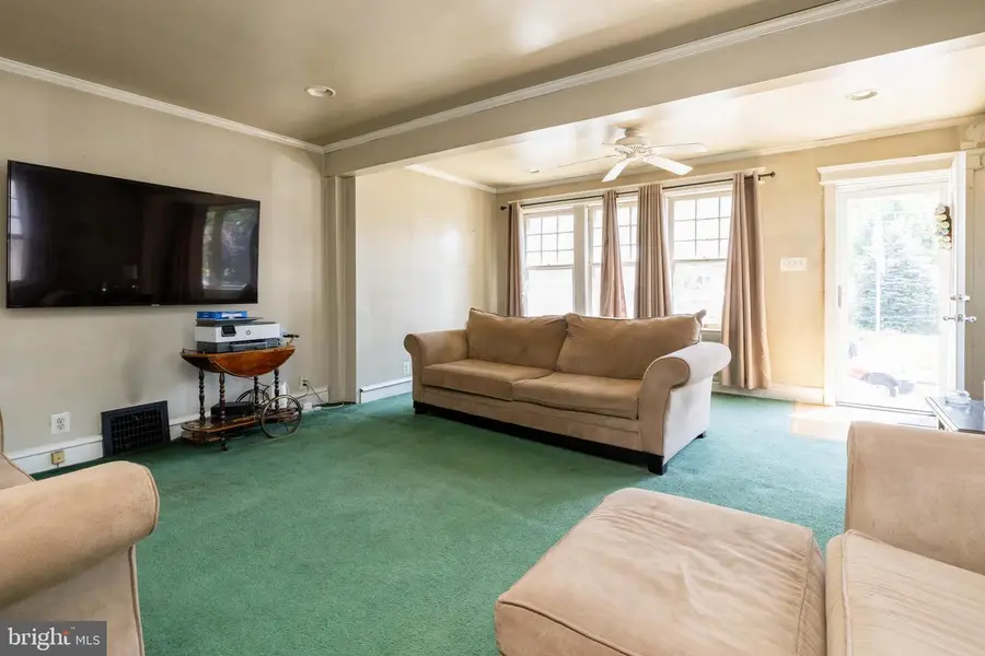 29-a Lane Ave, Gloucester City, NJ 08030 - #2