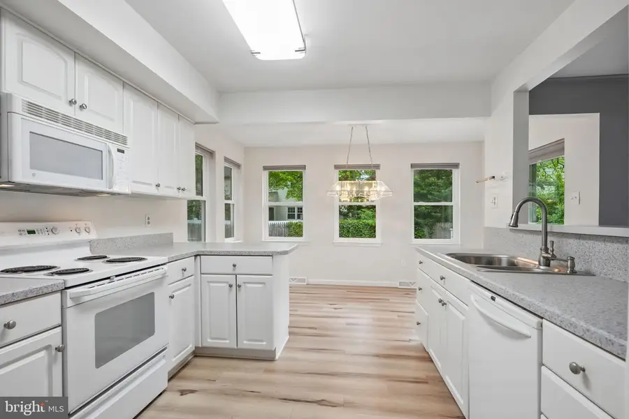 124 Green Vale Rd, Cherry Hill, NJ 08034 - #3