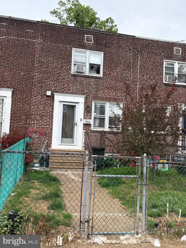 1366 Sayrs Ave, CAMDEN, NJ 08104