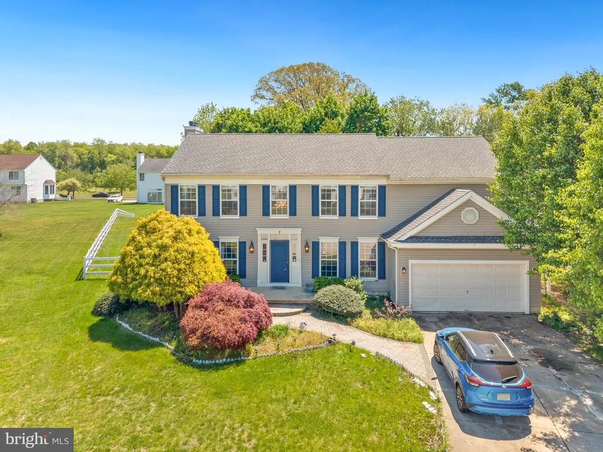 7 Crystal Ct, Sicklerville, NJ 08081 - #1