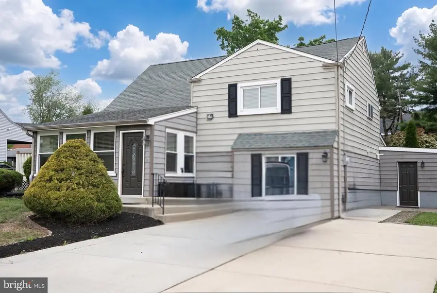1313 Saint Mark Dr, Glendora, NJ 08029 - #2