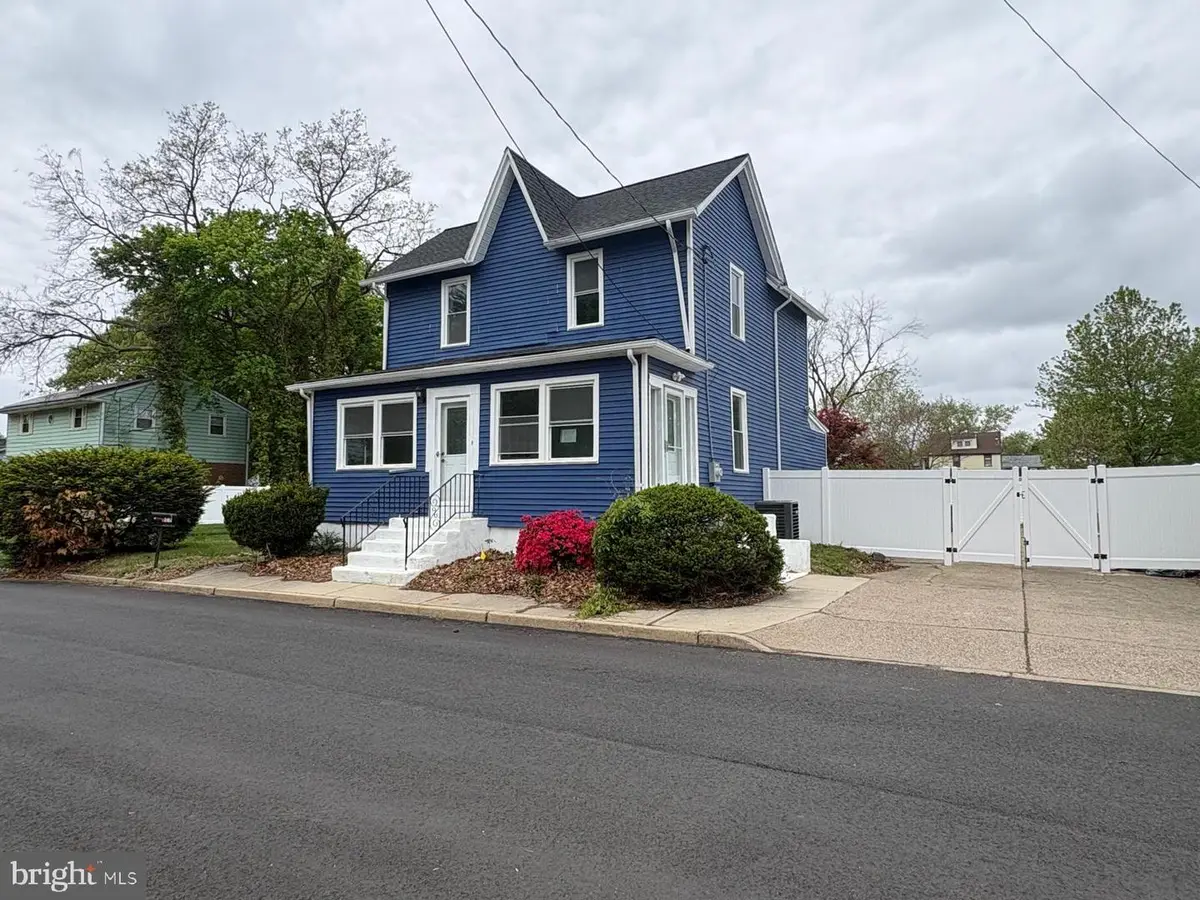 526 Merchant St, Cherry Hill, NJ 08002 - #1