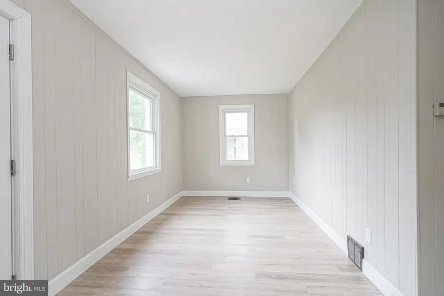 323 Jackson Ave, Magnolia, NJ 08049 - #3