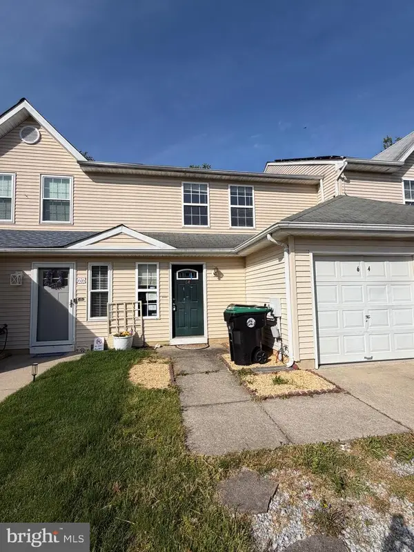 64 Highmeadows, SICKLERVILLE, NJ 08081