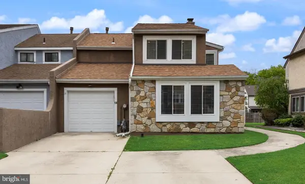 14 Peregrine Dr, VOORHEES, NJ 08043