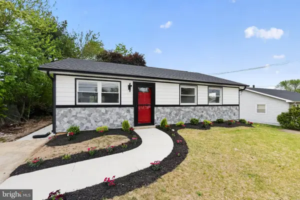 27 Girard Ave, SICKLERVILLE, NJ 08081