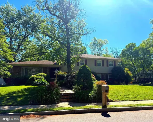 425 Kennebec Rd, CHERRY HILL, NJ 08002