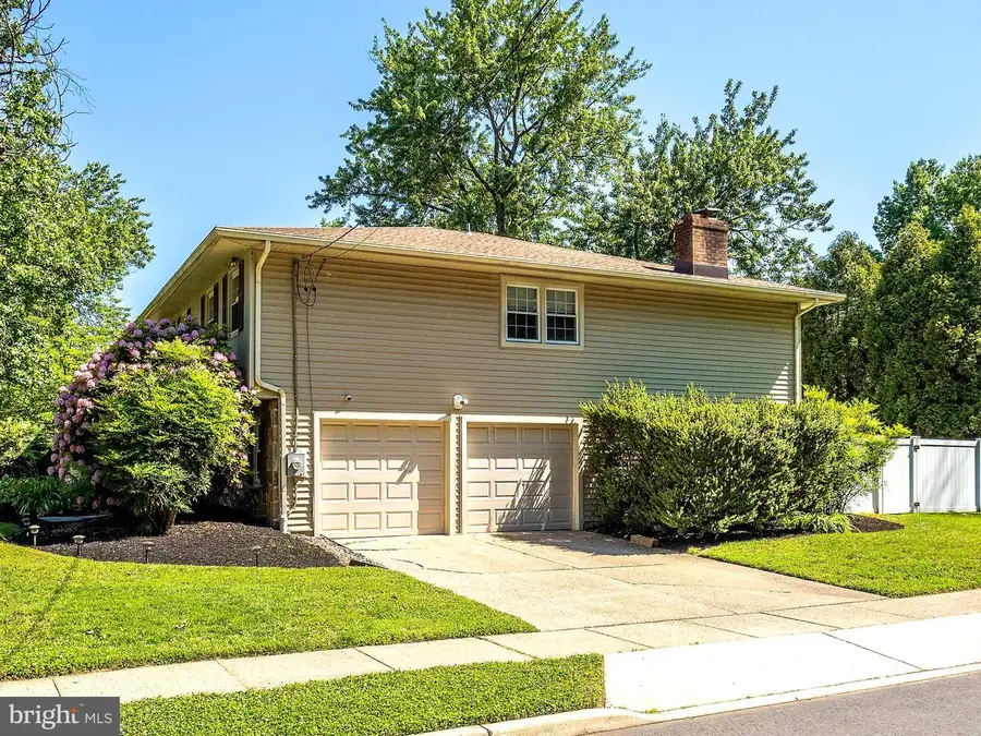 425 Kennebec Rd, Cherry Hill, NJ 08002 - #3
