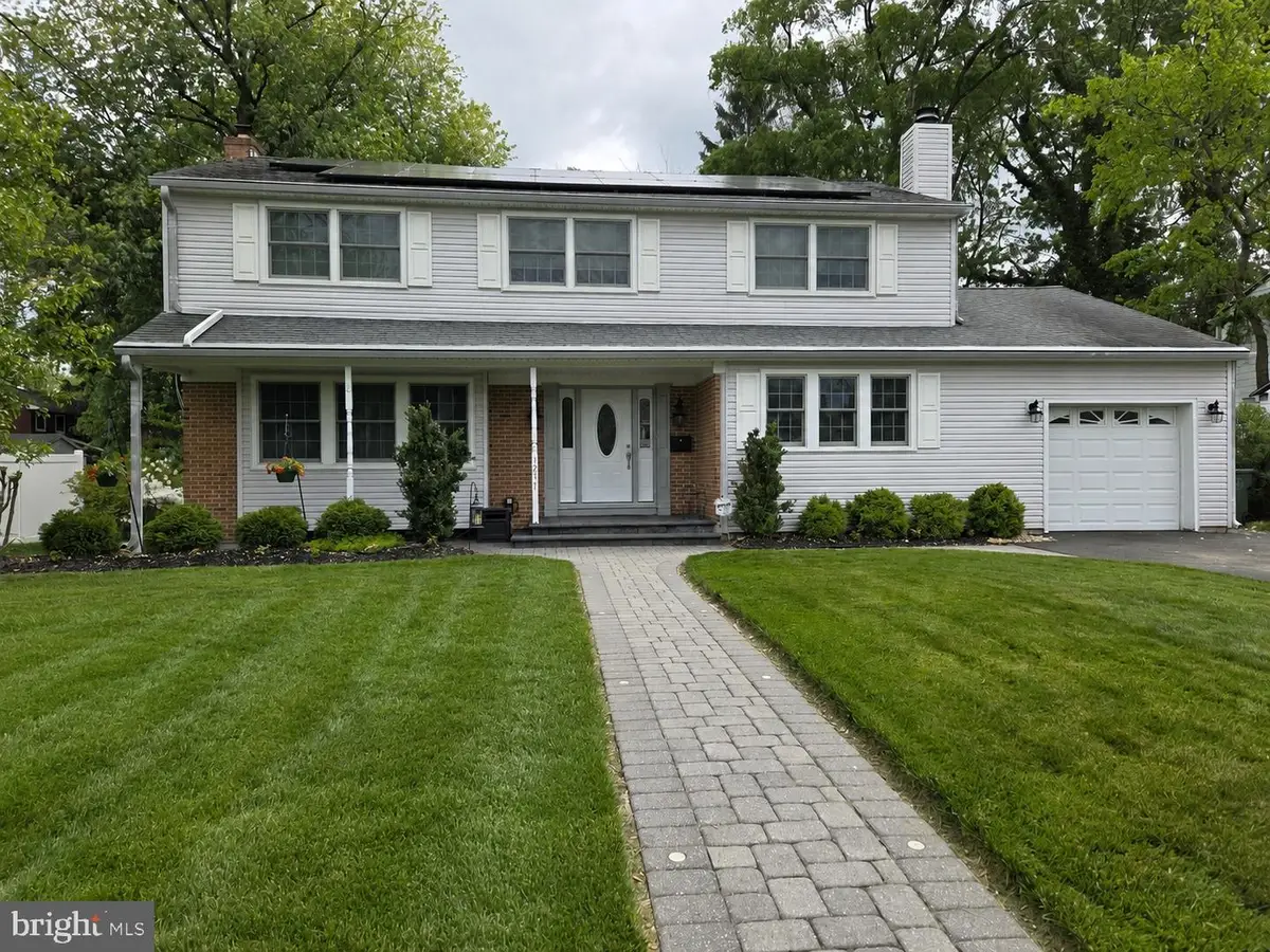 1237 Heartwood Dr, Cherry Hill, NJ 08003 - #1