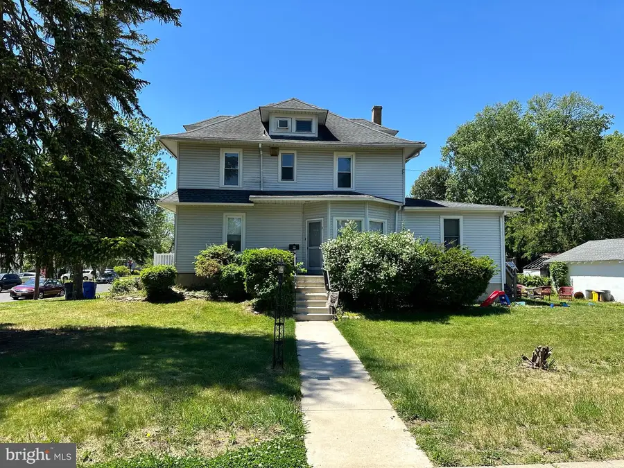 202 Washington Ave, Laurel Springs, NJ 08021 - #2