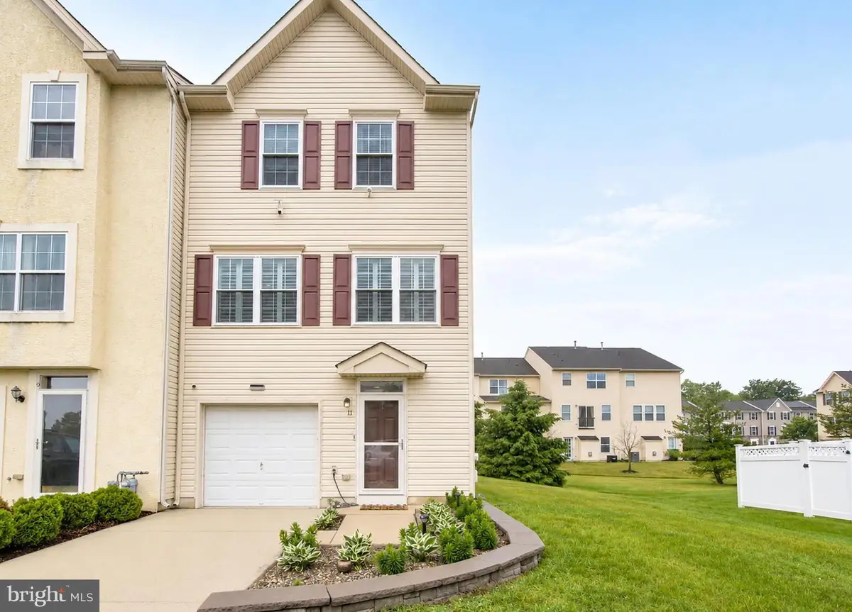 11 Candlestick Ln, Sicklerville, NJ 08081 - #1