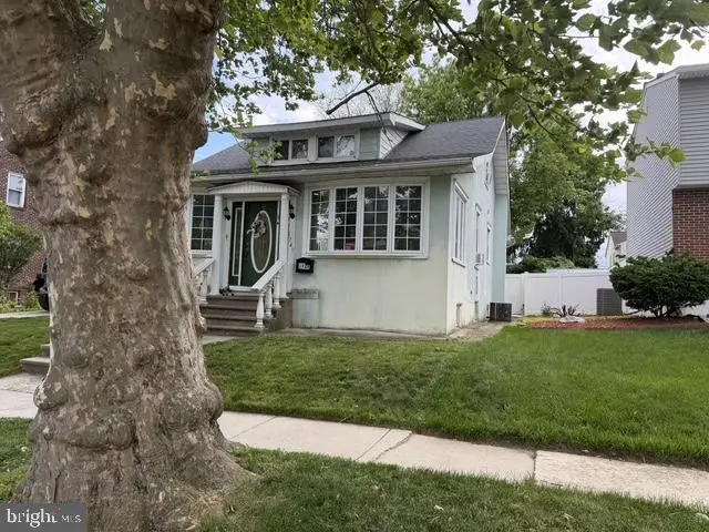 1749 W River Dr, Pennsauken, NJ 08110 - #2