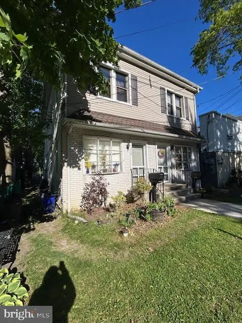 212 N Centre St, Merchantville, NJ 08109 - #2