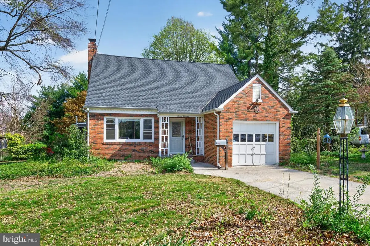 714 Chestnut Ave, Laurel Springs, NJ 08021 - #1