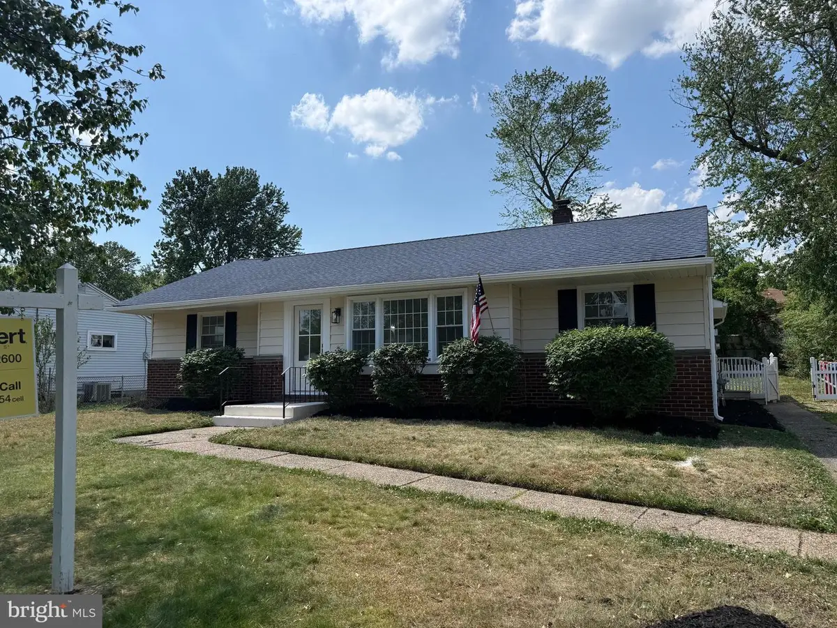 820 Beverly Dr, Somerdale, NJ 08083 - #1