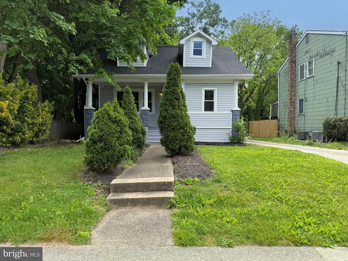 714 Woodlynne Ave, Collingswood, NJ 08107 - #1