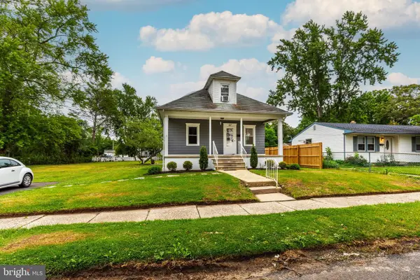 27 Elm Ave, CLEMENTON, NJ 08021