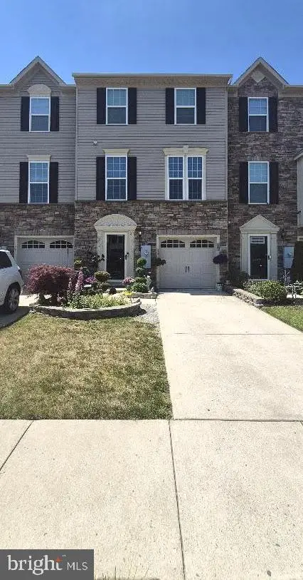 70 Village Green Ln, Sicklerville, NJ 08081 - #1