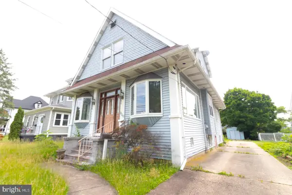 230 White Horse Pike, WEST COLLINGSWOOD, NJ 08107