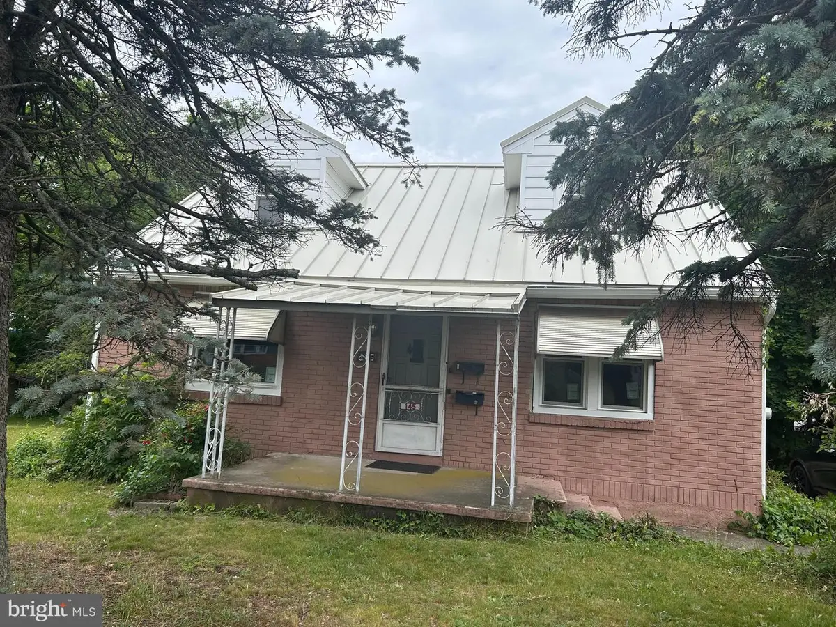 145 Gloucester Ave, Lawnside, NJ 08045 - #1
