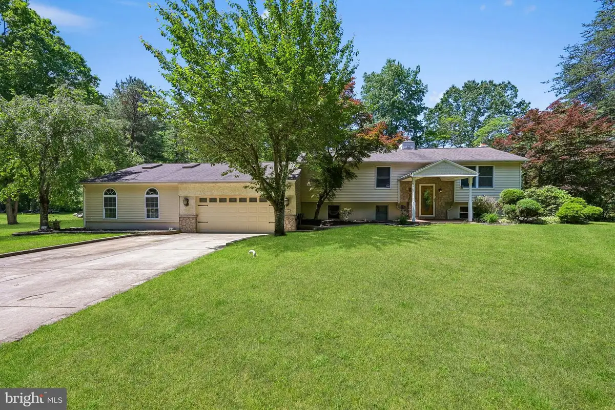 27 Fripps Rd, Sicklerville, NJ 08081 - #1