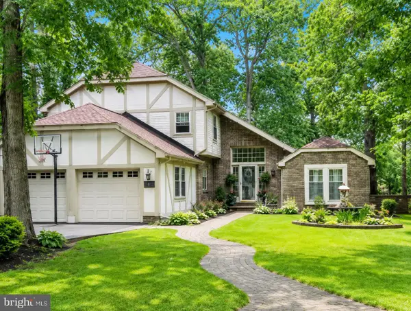 10 Winfield Dr, BERLIN, NJ 08009