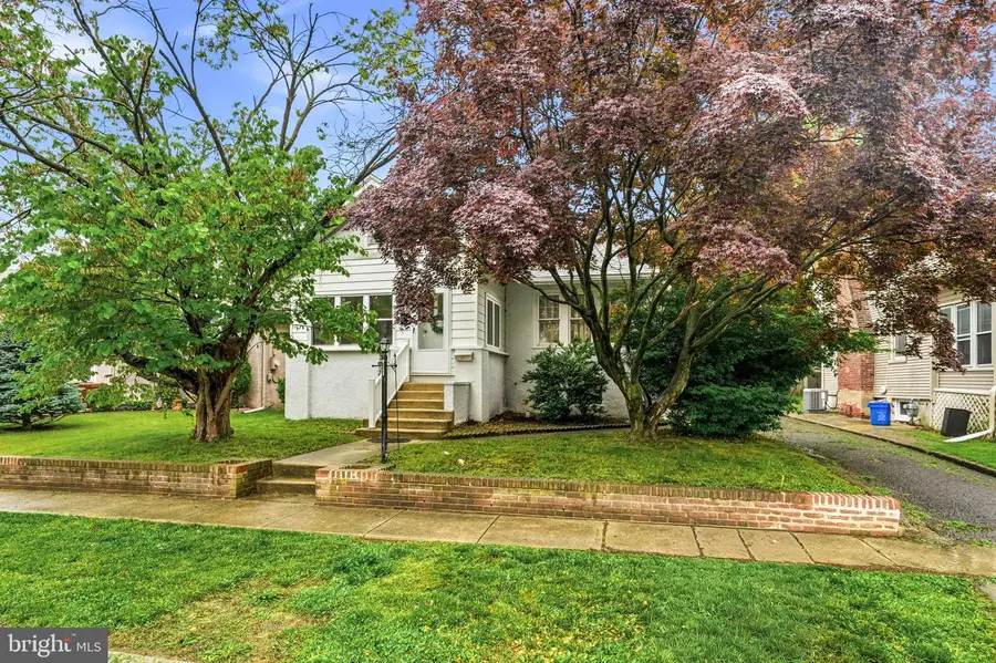 21 W Haddon Ave, Oaklyn, NJ 08107 - #2