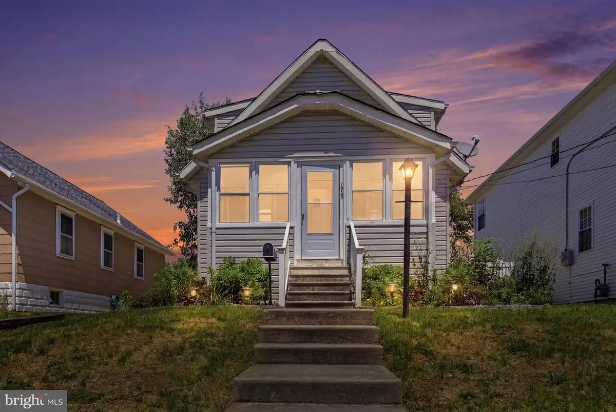 1525 Oak Ave, Haddon Heights, NJ 08035 - #1