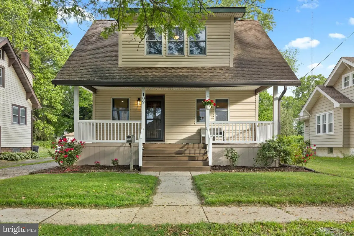 109 Jefferson Ave, Stratford, NJ 08084 - #1
